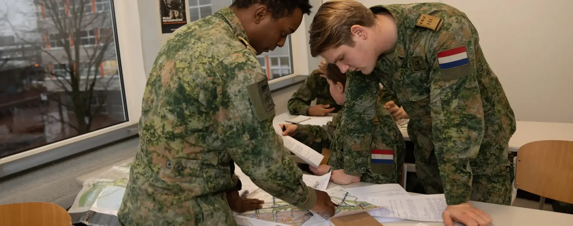 studenten veiligheid lezen kaart